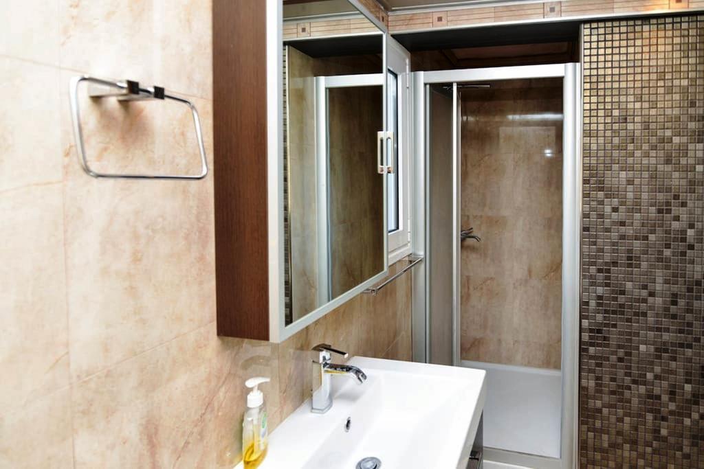 165 Sm Penthouse Maisonette Apartment Афіни Екстер'єр фото