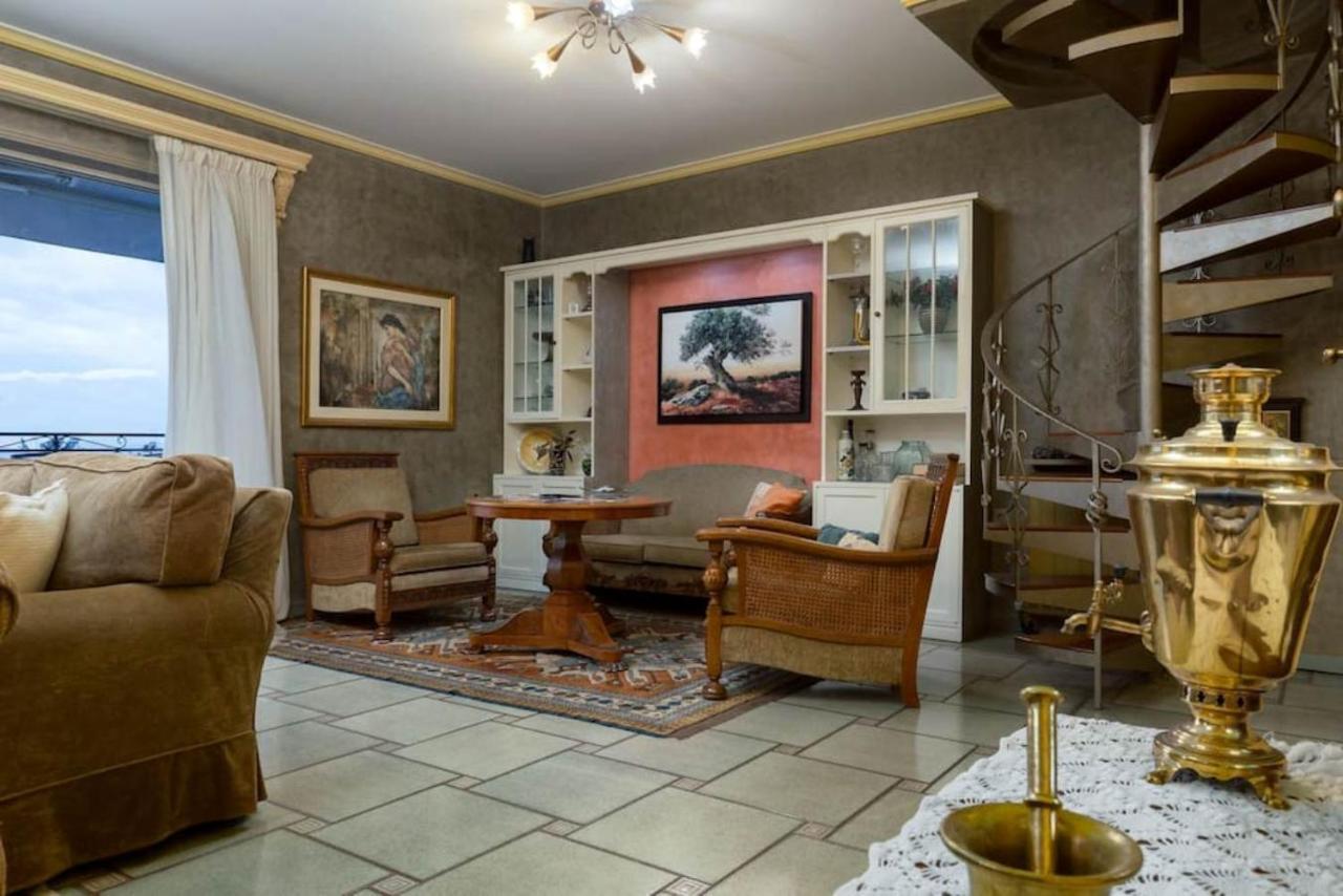 165 Sm Penthouse Maisonette Apartment Афіни Екстер'єр фото