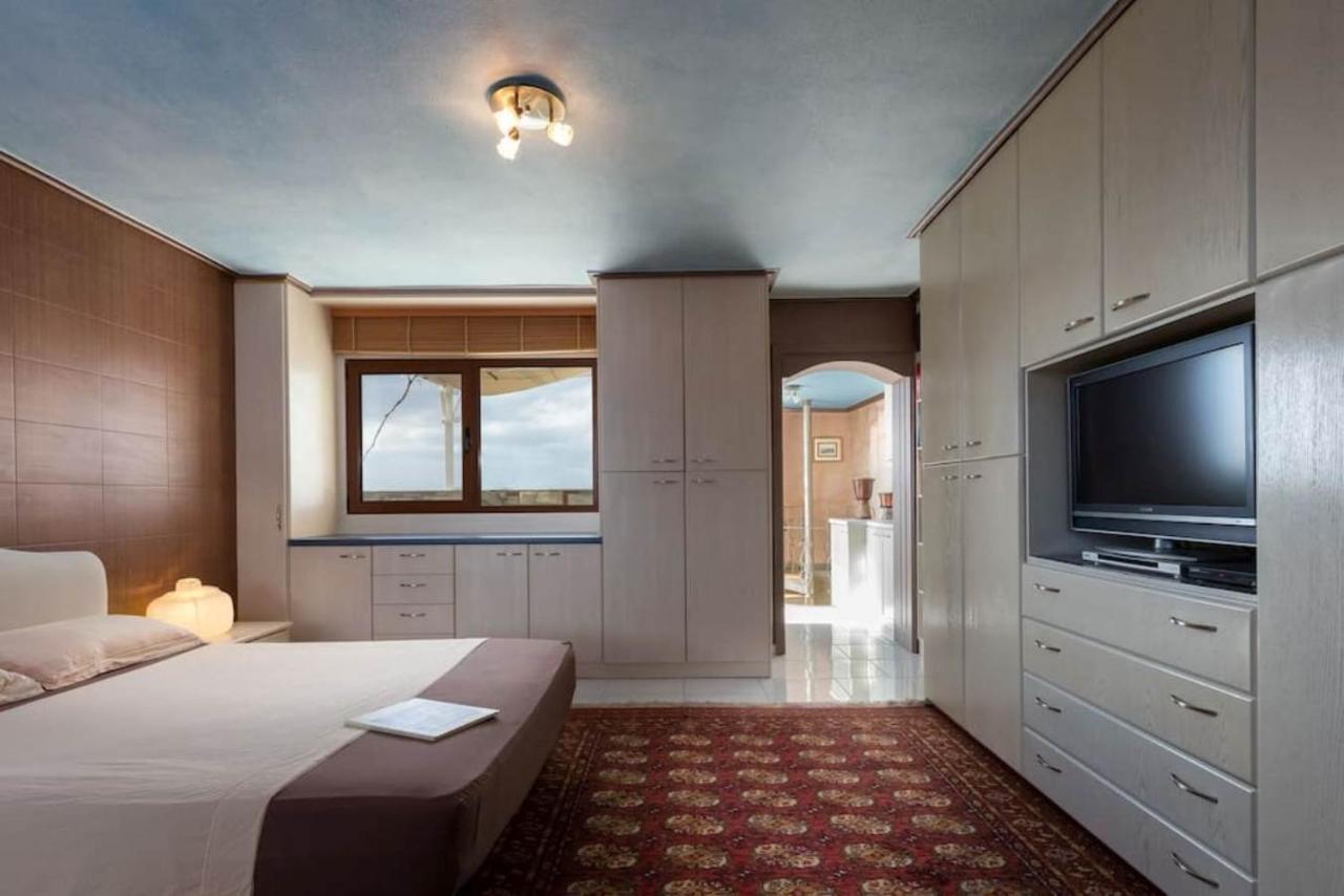 165 Sm Penthouse Maisonette Apartment Афіни Екстер'єр фото